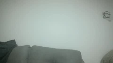 Snapshot of throwawayyourgun chatting on October 8, 4:37 pm Luka online show from October 8, 4:37 pm