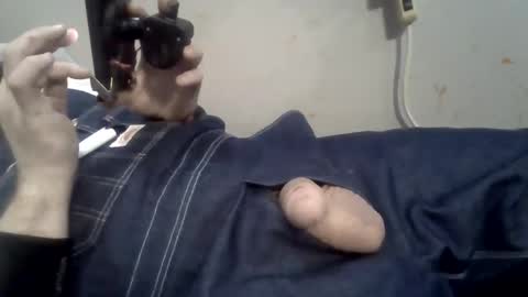 Snapshot of thunder8u42 chatting on October 18, 8:59 am thunder8u42 online show from October 18, 8:59 am