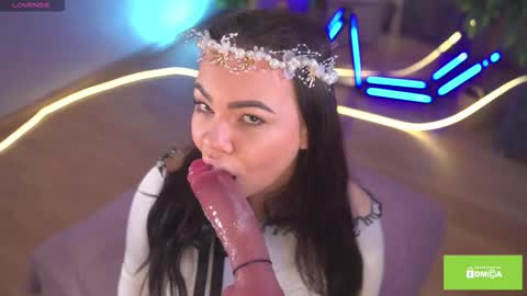 Brittney online show from November 21, 8:24 am