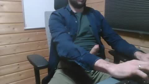 toobigcockforonegirl online show from March 3, 12:59 am