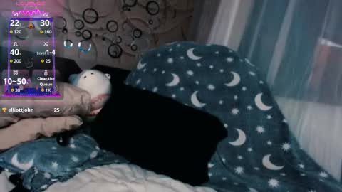 Snapshot of tia_meow chatting on September 27, 5:51 pm tiameow online show from September 27, 5:51 pm