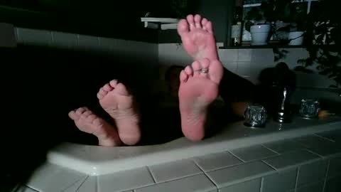 tiaafterdarkxo online show from March 15, 2:28 am