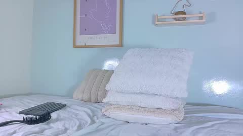 TIANA  online show from October 29, 1:13 pm