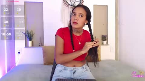 Snapshot of tiana_glow chatting on June 16, 10:45 pm tihana online show from June 16, 10:45 pm