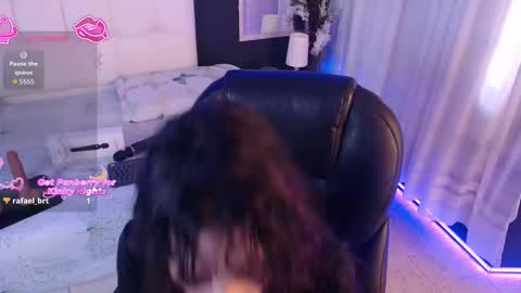 LIA online show from December 13, 7:53 pm