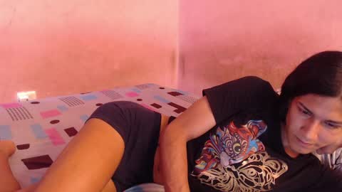 Snapshot of tianiiss_sweet chatting on May 15, 6:26 pm Tiana online show from May 15, 6:26 pm