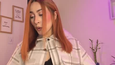 Snapshot of tiarha_ chatting on November 6, 4:24 am Tiarha online show from November 6, 4:24 am