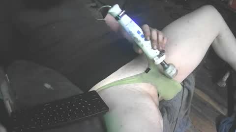 Snapshot of ticklemypickle67 chatting on November 21, 8:35 am ticklemypickle67 online show from November 21, 8:35 am