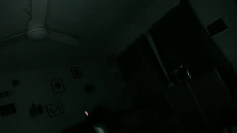 Snapshot of tierrahenri chatting on October 28, 10:41 am Tierra Henri online show from October 28, 10:41 am