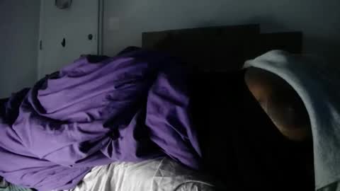 Snapshot of tierrahenri chatting on November 14, 2:38 pm Tierra Henri online show from November 14, 2:38 pm