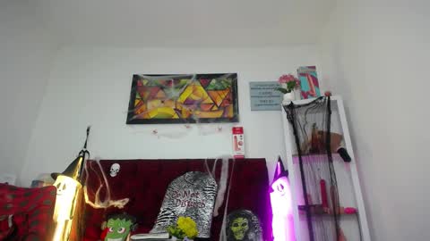 Snapshot of tifanny_nails chatting on October 30, 1:01 pm Tifanny Nails online show from October 30, 1:01 pm