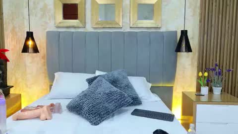 Snapshot of tifany_boobsgb chatting on November 20, 8:30 pm Dana Montoya online show from November 20, 8:30 pm