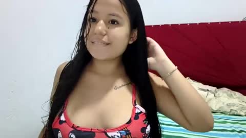 Snapshot of tifany_peres chatting on July 5, 4:07 am tifany_peres online show from July 5, 4:07 am