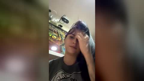Snapshot of tifanywhite1_ chatting on June 23, 8:07 pm online show from June 23, 8:07 pm
