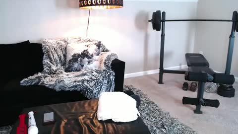 Snapshot of tiffanilove chatting on December 25, 6:30 pm Tiffani Love online show from December 25, 6:30 pm