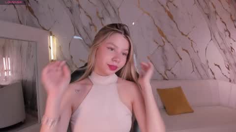 Tiffanny Sins online show from June 10, 2:23 am