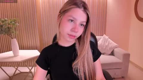 Tiffanny Sins online show from July 9, 4:27 am
