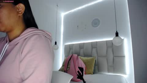 tiffany online show from February 16, 8:11 pm