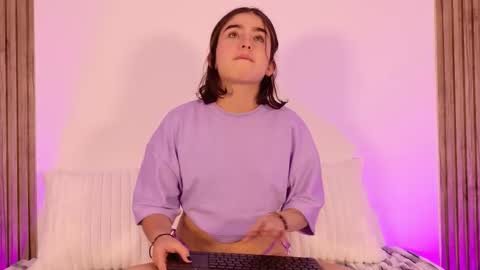 Snapshot of tiffany__starr_ chatting on November 4, 9:03 pm Tiffany online show from November 4, 9:03 pm