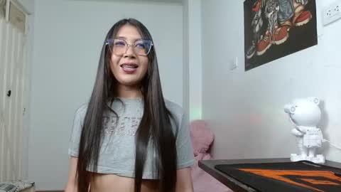 Snapshot of tiffany_beauty18 chatting on October 20, 3:56 pm Tifanny online show from October 20, 3:56 pm