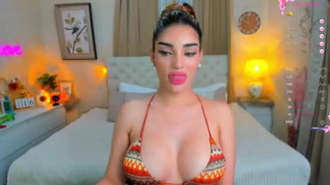 Snapshot of tiffany_cams chatting on February 20, 6:17 am Tiffany online show from February 20, 6:17 am