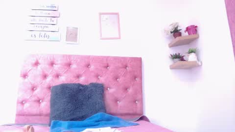 tiffany_cokie online show from July 8, 1:37 pm