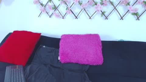 Tiffany online show from March 10, 1:32 am