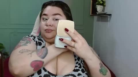 dont forget ask for custom vids  online show from January 6, 6:58 am