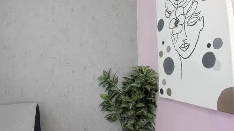 tiffany_mendez online show from February 25, 12:04 pm