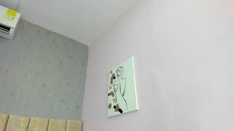 tiffany_mendez online show from May 28, 12:02 pm