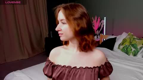 Snapshot of tiffany_roy chatting on December 26, 3:06 am tiffany_roy online show from December 26, 3:06 am