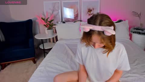 Snapshot of tiffany_roy chatting on January 10, 2:57 am tiffany_roy online show from January 10, 2:57 am