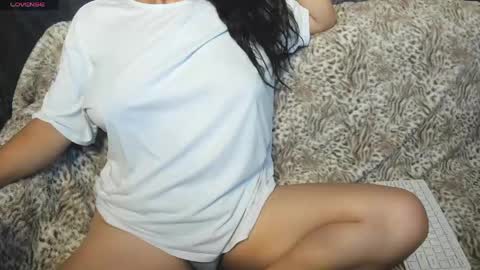Snapshot of tiffany_teressa chatting on May 8, 1:49 pm tiffany theressa online show from May 8, 1:49 pm