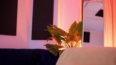 Snapshot of tiffanyblaize chatting on February 23, 4:10 am Tiff online show from February 23, 4:10 am