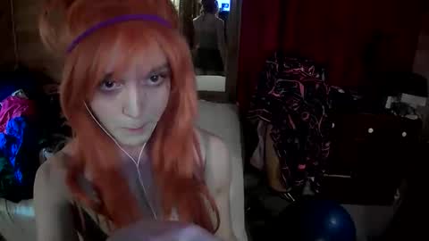 tiffanycase384727 online show from March 10, 10:53 am