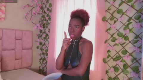 TiffanyEbony  online show from May 12, 3:20 pm