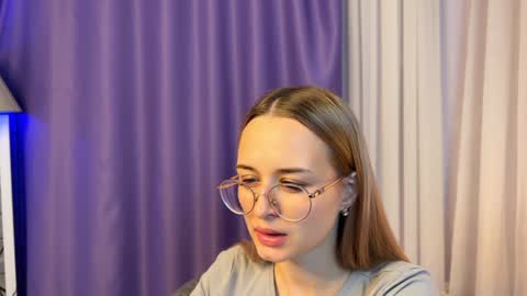 Snapshot of tiffanyhunt chatting on January 6, 2:14 pm Tiffany online show from January 6, 2:14 pm