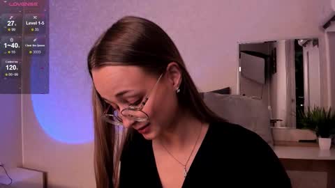 Snapshot of tiffanyhunt chatting on September 9, 12:26 pm Tiffany online show from September 9, 12:26 pm