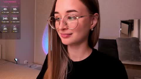 Snapshot of tiffanyhunt chatting on October 28, 1:14 pm Tiffany online show from October 28, 1:14 pm