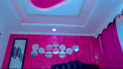 tiffanymackensyy69 online show from December 17, 9:10 pm