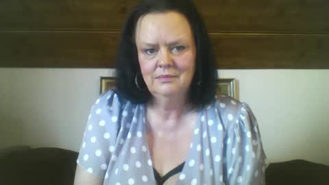 Snapshot of tiffanymature chatting on September 12, 2:39 pm TiffanyMature online show from September 12, 2:39 pm