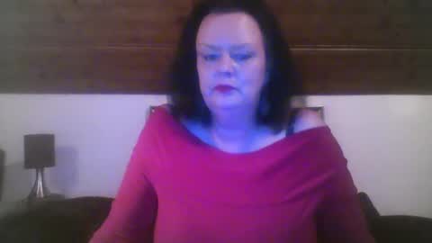 Snapshot of tiffanymature chatting on September 19, 8:31 pm TiffanyMature online show from September 19, 8:31 pm