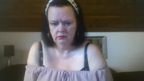 Snapshot of tiffanymature chatting on September 22, 7:54 am TiffanyMature online show from September 22, 7:54 am