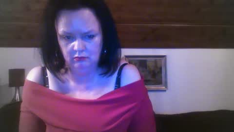 Snapshot of tiffanymature chatting on September 22, 10:01 pm TiffanyMature online show from September 22, 10:01 pm