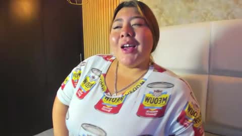 TiffanyMonrow online show from February 15, 1:31 pm