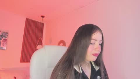 Tiffany online show from November 21, 11:31 am