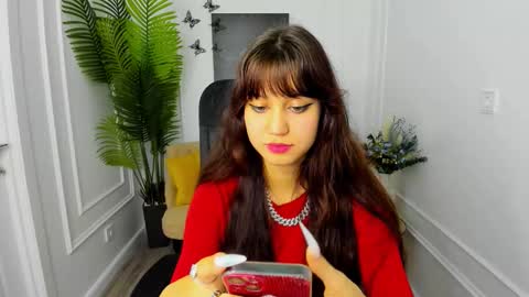 Snapshot of tiffanyyoun chatting on November 17, 7:30 pm tiffanyyoun online show from November 17, 7:30 pm