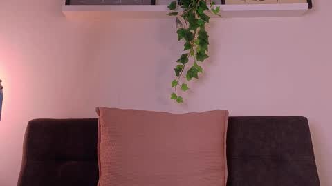 Tiffany  online show from March 3, 8:15 pm