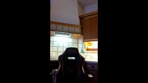 tigermatt76e online show from May 4, 7:21 pm