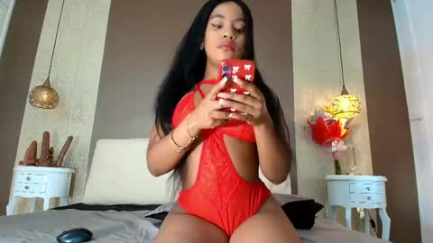 Snapshot of tiifany_baker chatting on May 23, 8:35 pm T I F F A N Y online show from May 23, 8:35 pm